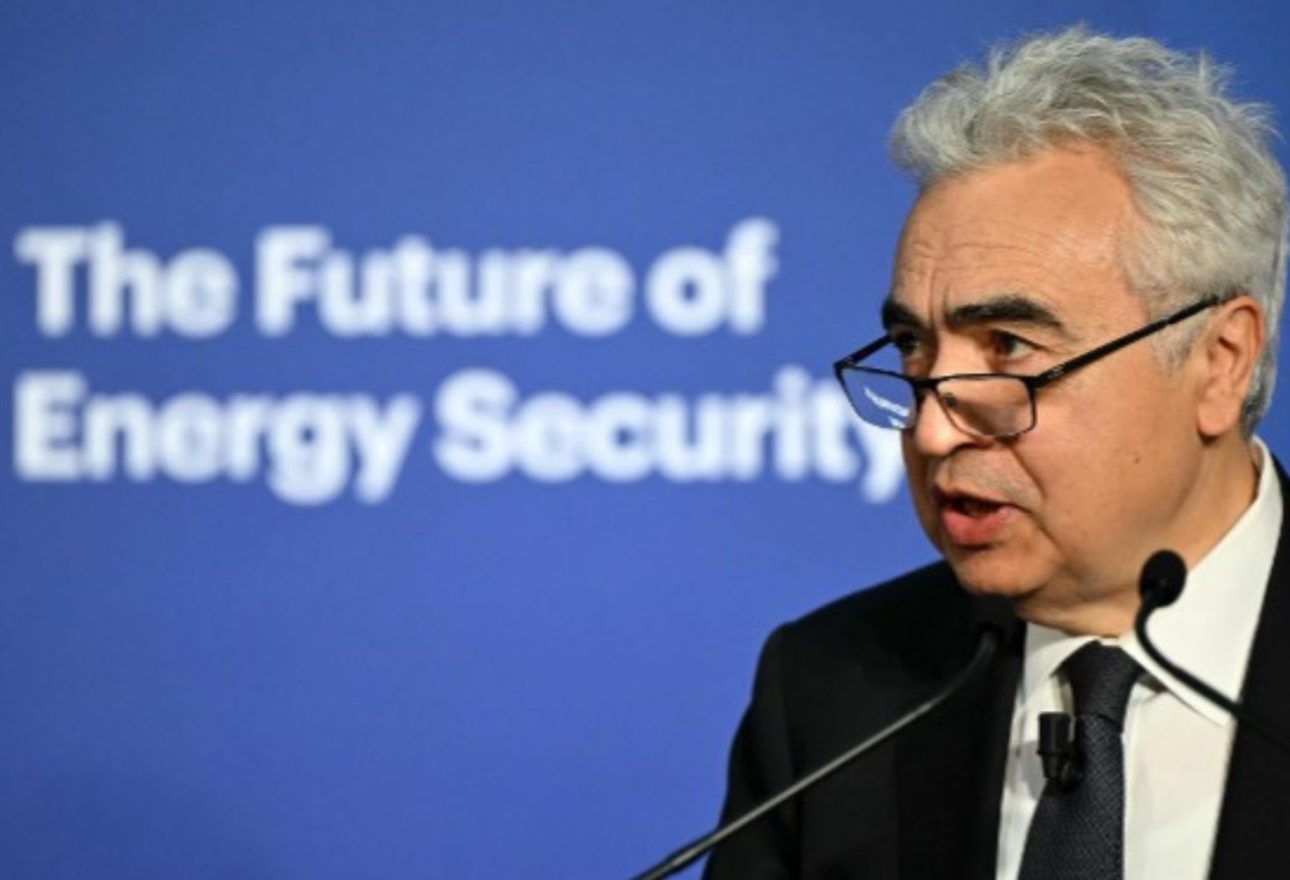 g7-liberacion-reservas-estrategicas-petroleo-aie-100-dolares